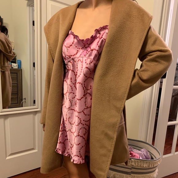 MaxMara Rialto Camel Hair Belted Short Hooded Coat - Picture 5 of 8